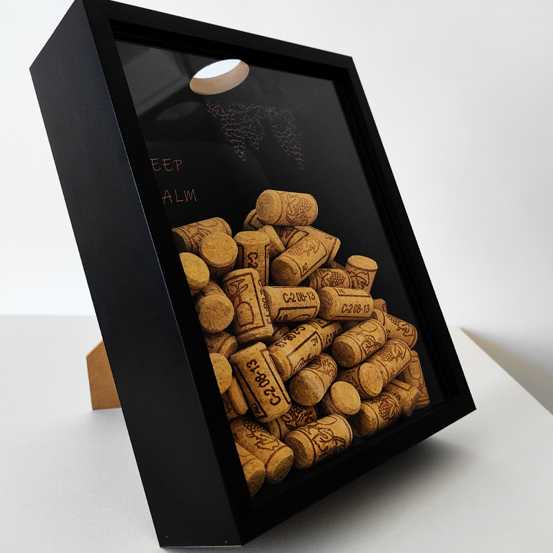 Red Wine Cork Display Frame Wo - огляд і ціна Collectible Vintage Photos