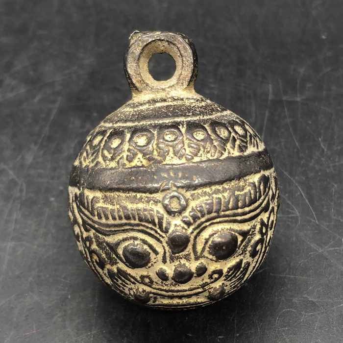 Antique Tiger Head Bell Collec - огляд і ціна Vintage Collectible Bells