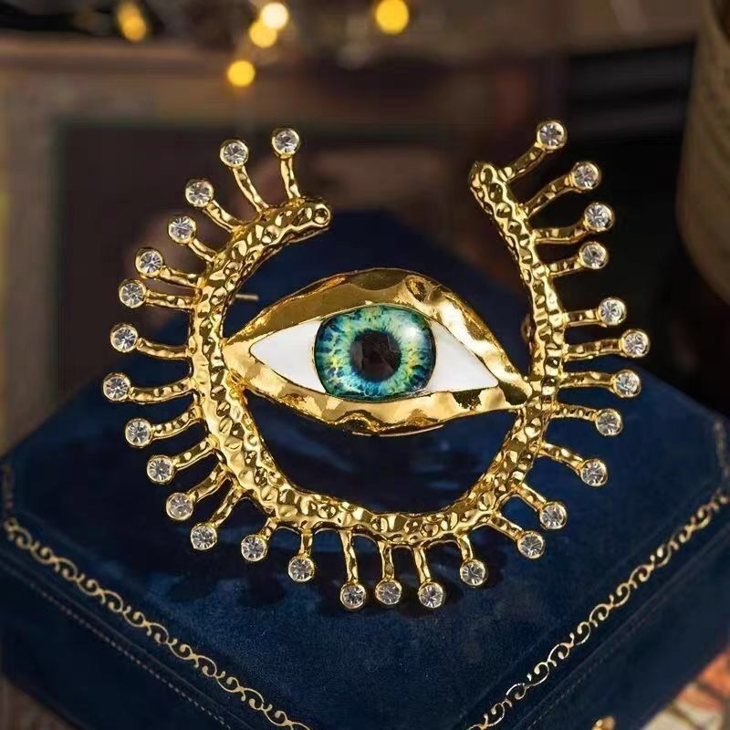New Evil Eye Badges Cosplay An - огляд і ціна Collectible Vintage Brooches