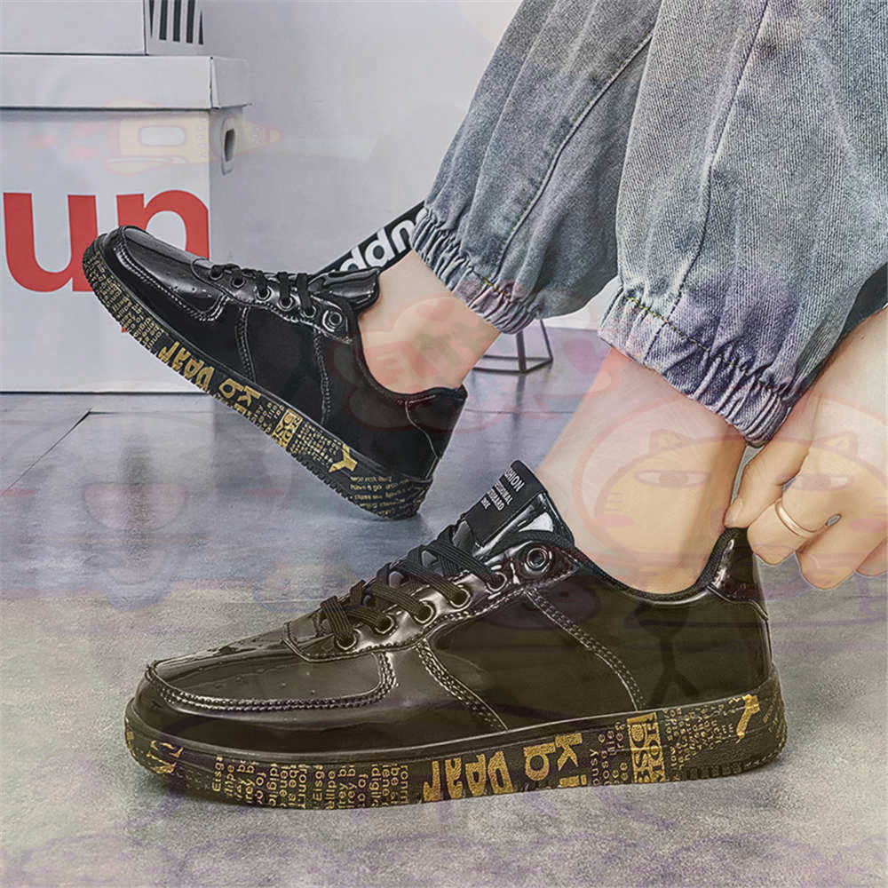 Round Foot Size 45 Sneakers Wh - огляд і ціна Vintage Collectibles Store